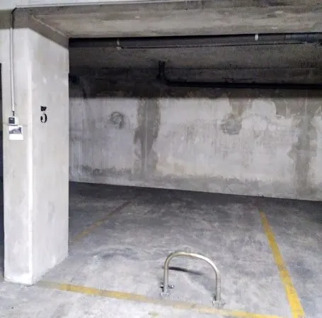 Location place de parking antibes-les-pins 