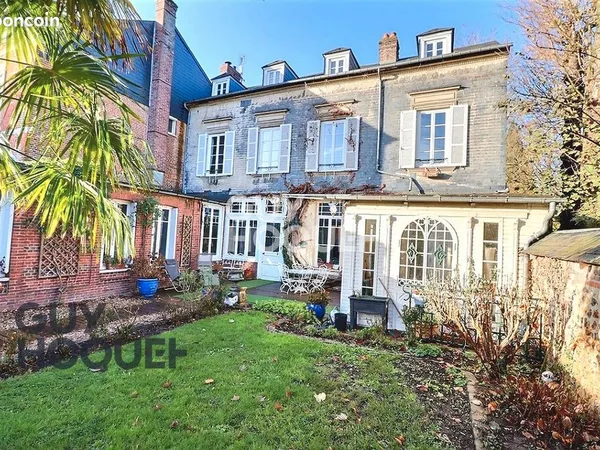 Maison 5 pièces 162 m² 