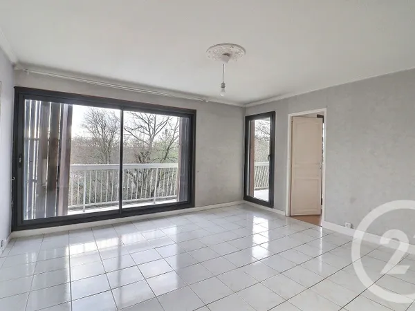Appartement 4 pièces 83 m² 