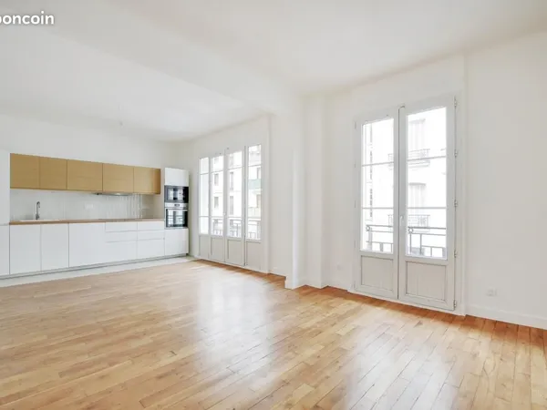 Appartement 4 pièces 82 m² 