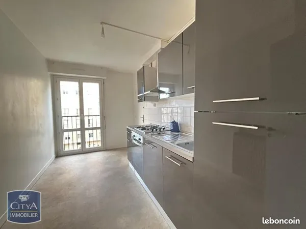 Appartement 3 pièces 65 m² 