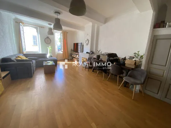 Triplex 5 pièces 133 m² 
