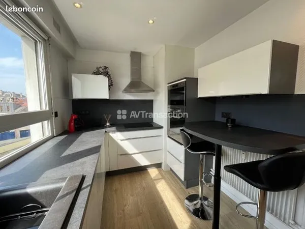 Appartement 4 pièces 80 m² 