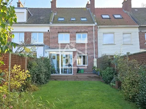 Maison 6 pièces 136 m² 