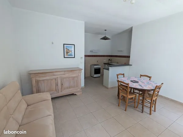 AppartementT2 meublé avec terrasse 