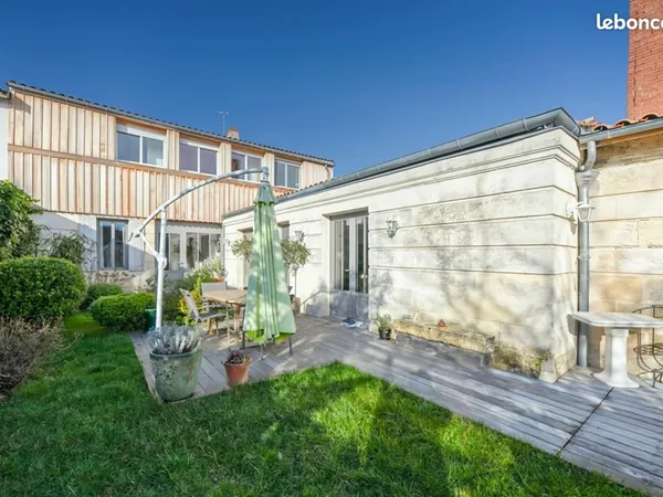 Maison 12 pièces 145 m² 
