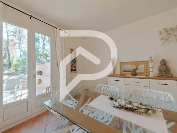 Villa 6 pièces 166 m² 