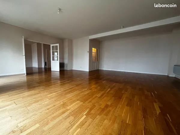 Appartement 4 pièces 164 m² 
