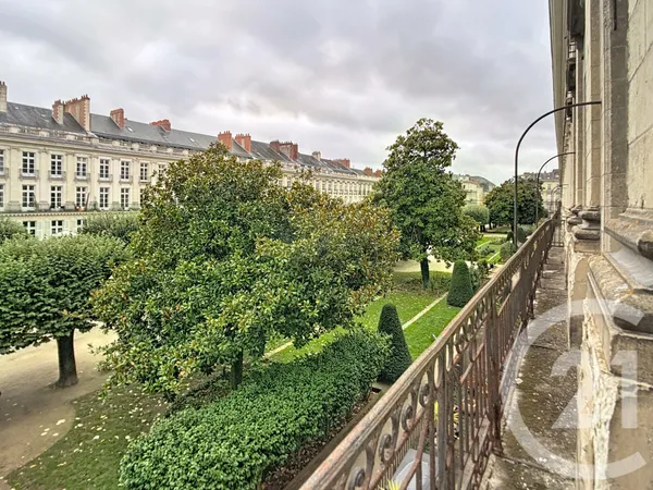 Appartement 8 pièces 220 m² 