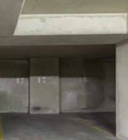 Parking 10 m² 