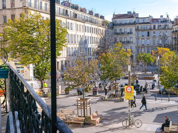 Type 4 100 m2 35 Rue de la Bibliothèque - 13001 Marseill 