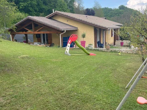 Location maison meyrieu les étang 