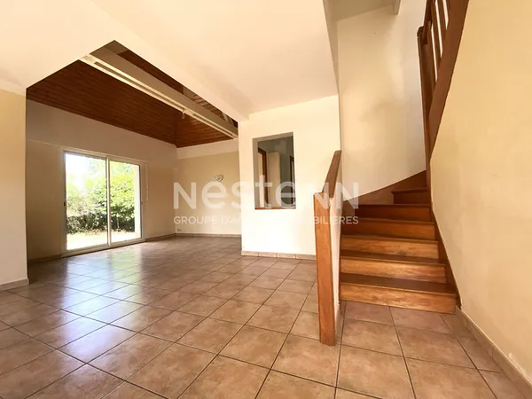 Maison à vendre à Vannes 5 chambres vie de plain pied ! 