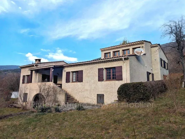 Maison 6 pièces 122 m² 