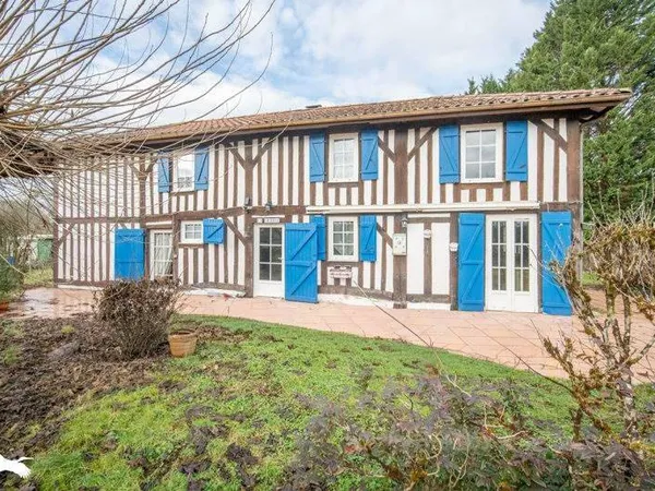 Maison 3 pièces 179 m² 