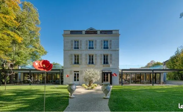 Propriété exceptionnelle au coeur du centre-ville de Troyes 