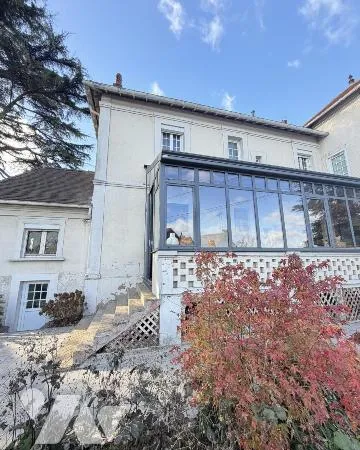 Maison 9 pièces 278 m² 