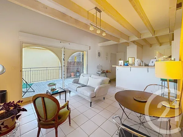Appartement 3 pièces 82 m² 