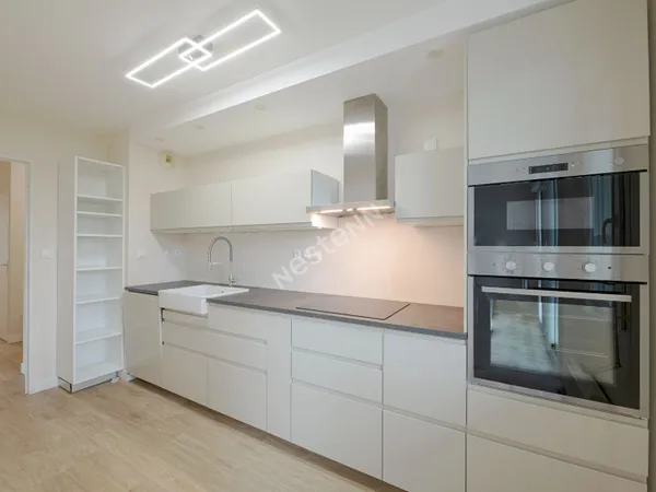 Appartement type 3 emplacement idéal balcon +place de parking 