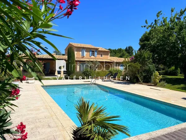 Maison à vendre à Saint-Rémy-de-Provence - Quartier recherché 
