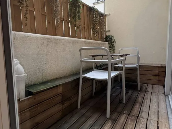 Studio 1 pièce 22 m² 