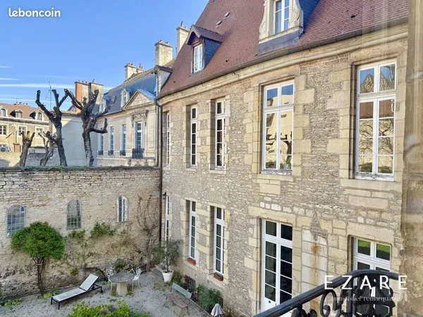 Appartement 5 pièces 258 m² 