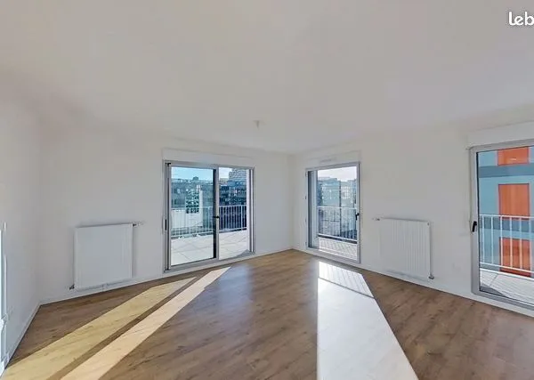 Appartement 4 pièces 82 m² 