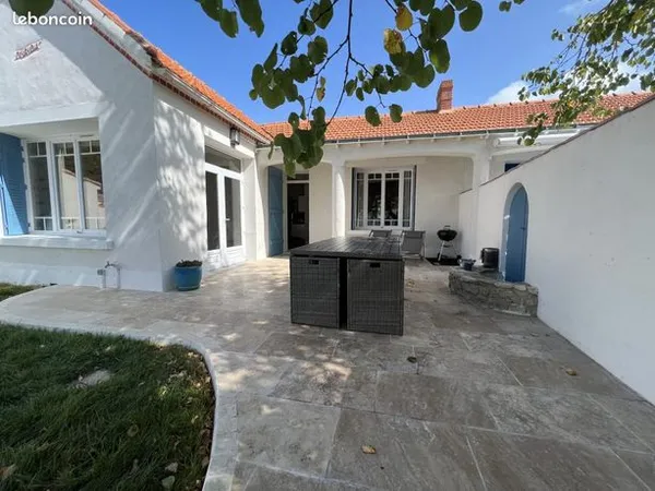 Villa 5 pièces 93 m² 