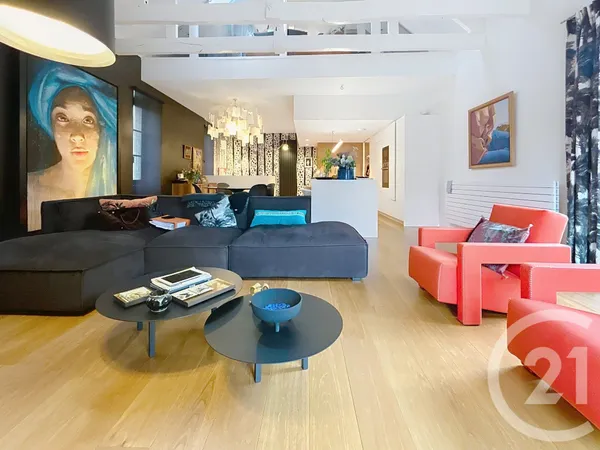 Maison 6 pièces 220 m² 