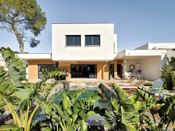 Villa d'architecte 6 pièces 201 m² 