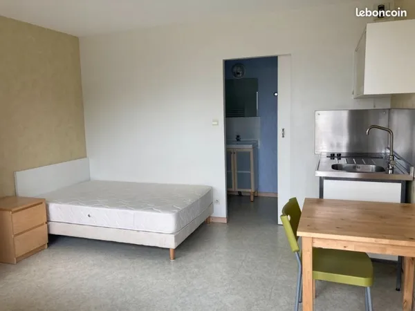 Studio 20m² tout compris WiFi elec et eau