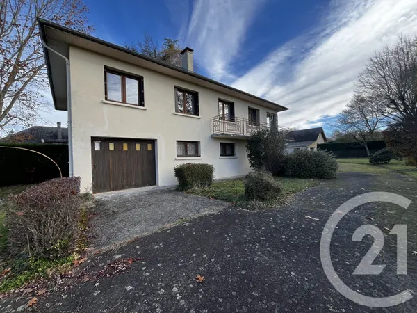 Maison 6 pièces 196 m² 