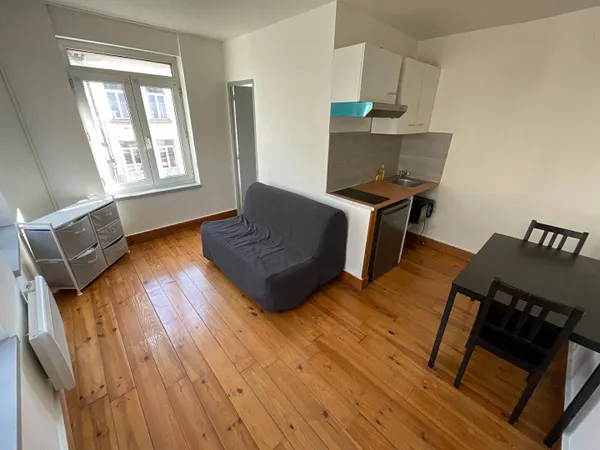 Studio 1 pièce 15 m² 
