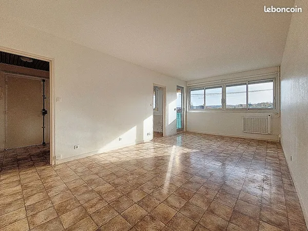 Appartement 4 pièces 81 m² 