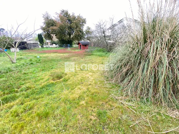 Terrain libre de constructeur Martignas Sur Jalle 500 m² 