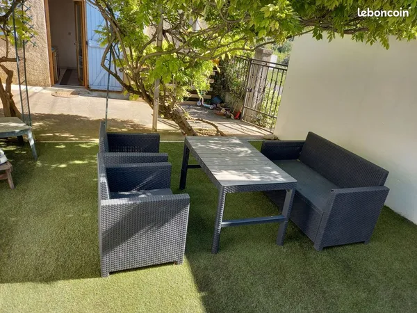 Maison avec cour en pleine nature 