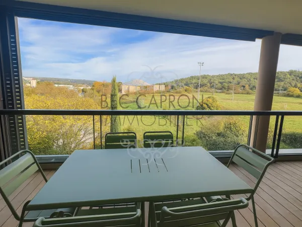 RÉSIDENCE DE STANDING SECTEUR SUD D'AIX-EN-PROVENCE — DERNIER ÉT 