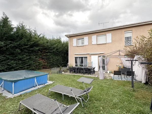 Maison de 110 m2 sur 403 m2 de terrain 