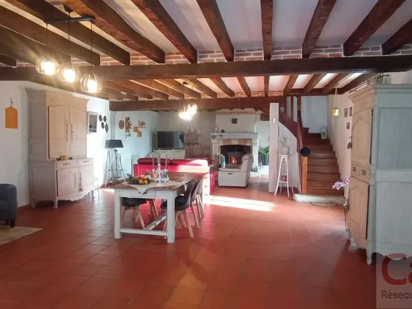 Longère 5 pièces 264 m² 