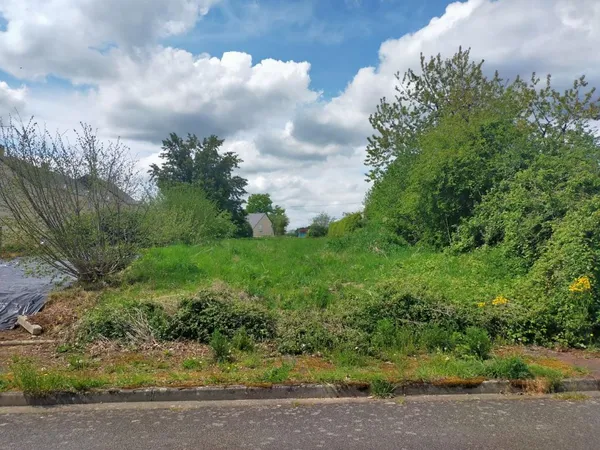 Terrain en individuel 1018 m² 