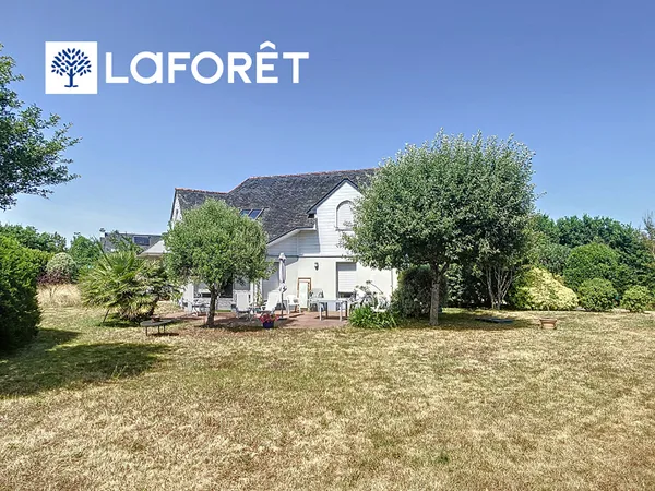 Maison 9 pièces 203 m² 