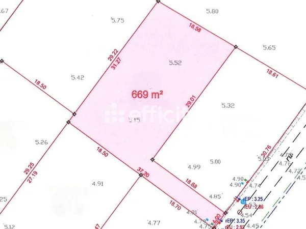 Terrain 669 m² 