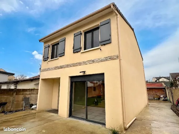 Pavillon 4 pièces 102 m² 