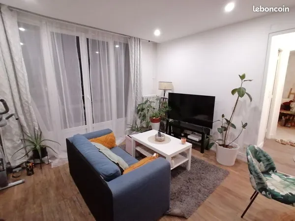 Beau T3 meublé centre-ville avec balcon 