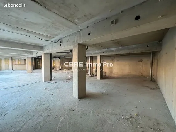 Local commercial 333 m² 