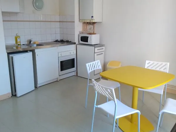Location appartement T2 meublé à Tulle 19 000 