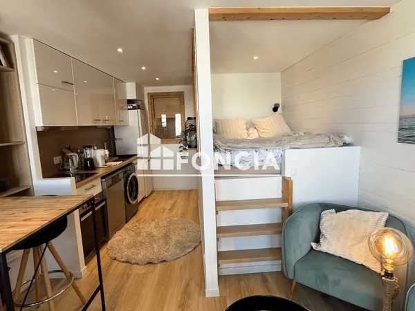 BELLE PLAGNE - Magnifique appartement T2 entièrement rénové et exposé Sud-Ouest 