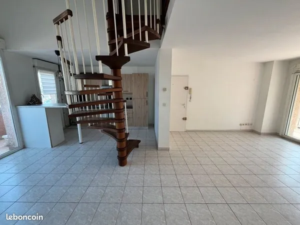 Duplex 3 pièces 77 m² 