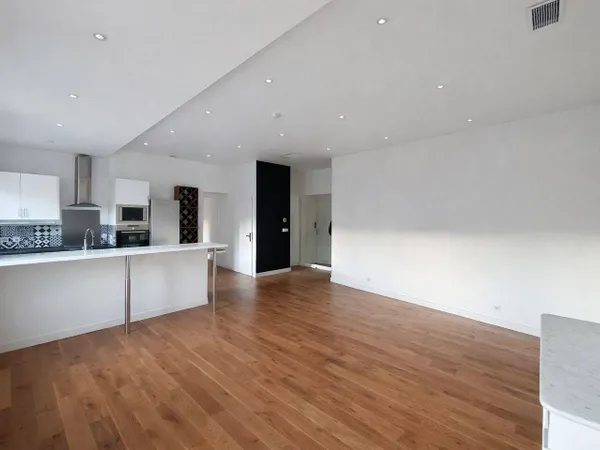 Appartement 4 pièces 83 m² 