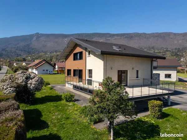 Maison 7 pièces 190 m² 